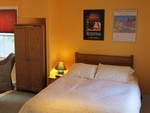 The Lake-view Suite with queen bed